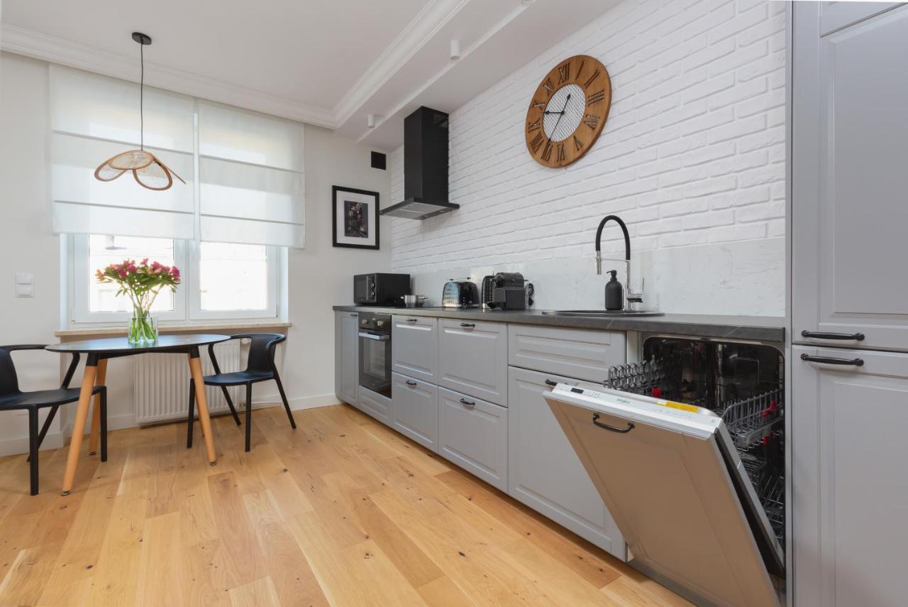 Apartment Bialobrzeska Warsaw Ochota By Renters ภายนอก รูปภาพ