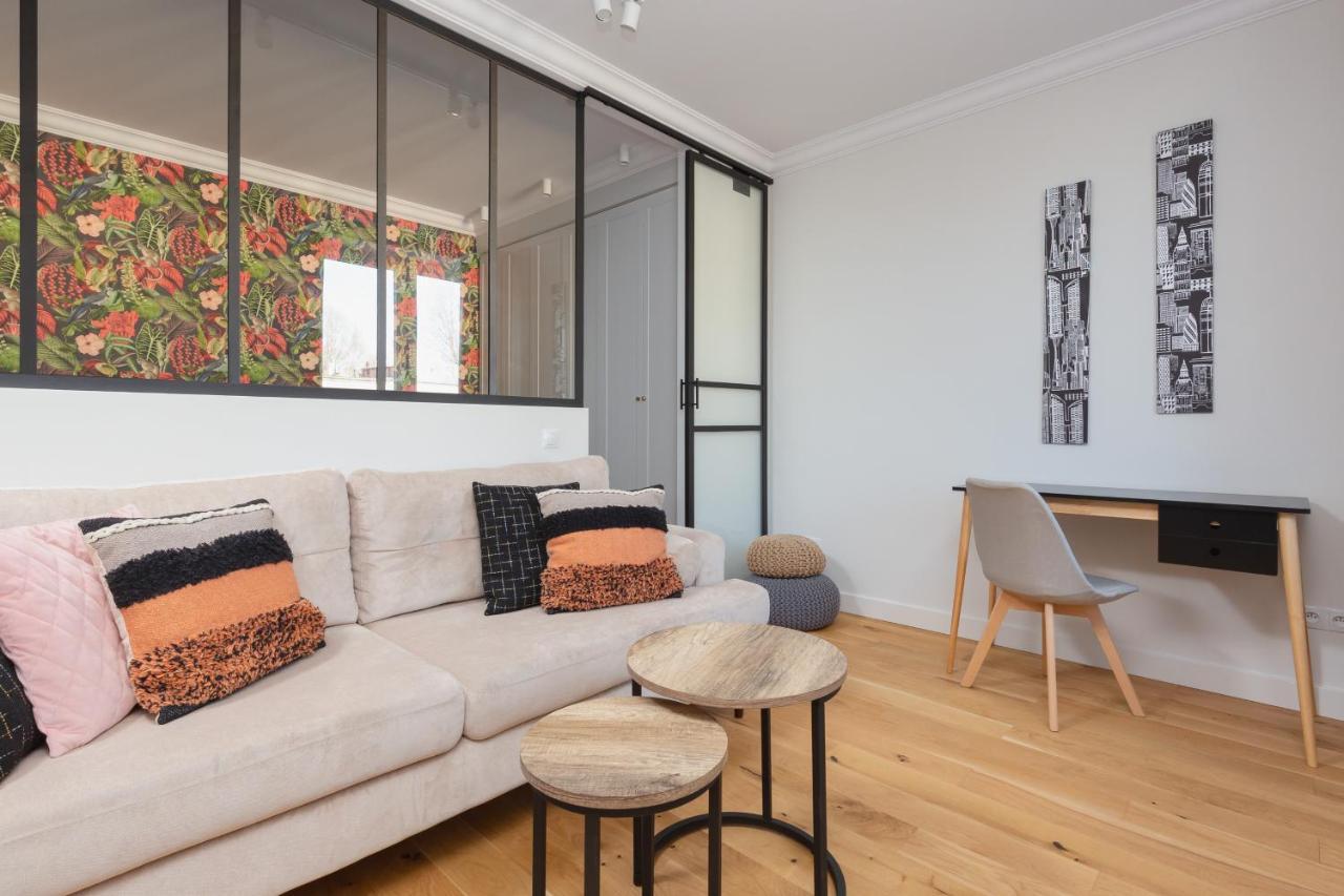 Apartment Bialobrzeska Warsaw Ochota By Renters ภายนอก รูปภาพ