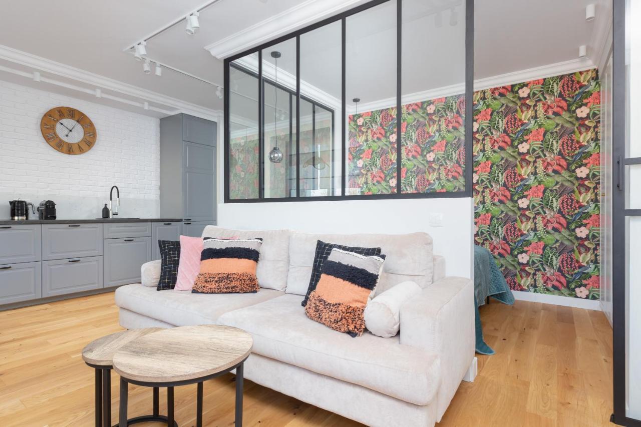 Apartment Bialobrzeska Warsaw Ochota By Renters ภายนอก รูปภาพ
